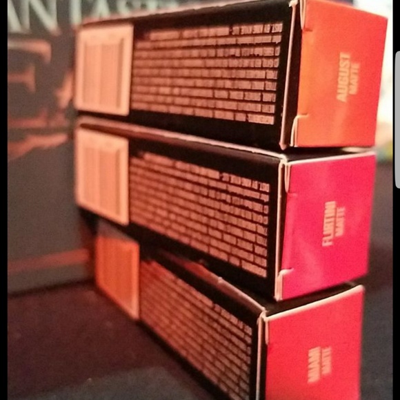 Kylie Jenner Lipstick - Picture 3 of 4